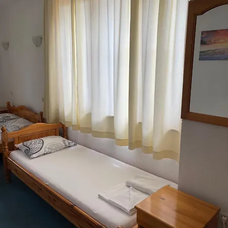 Chervenkov 2* チェルノモレツ