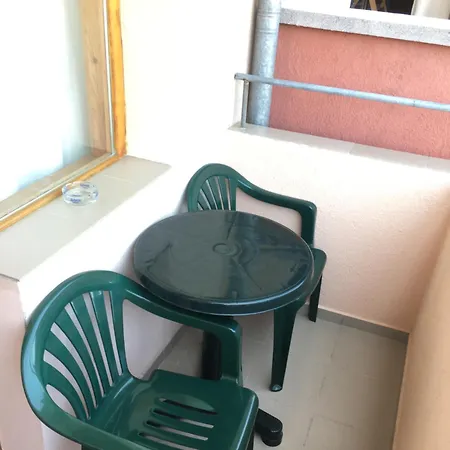 Chervenkov בית הארחה צ'רנומורץ
