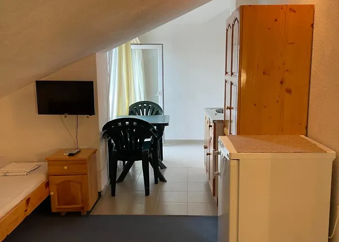 Chervenkov 2* Cernomoreț