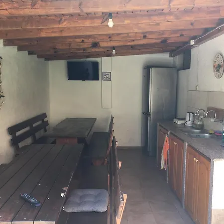 招待所 Chervenkov