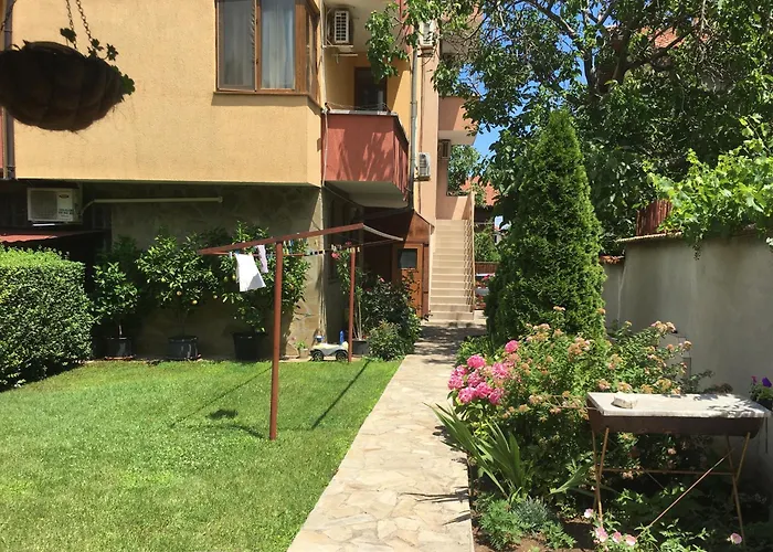 Chervenkov 2* 切尔诺莫雷茨