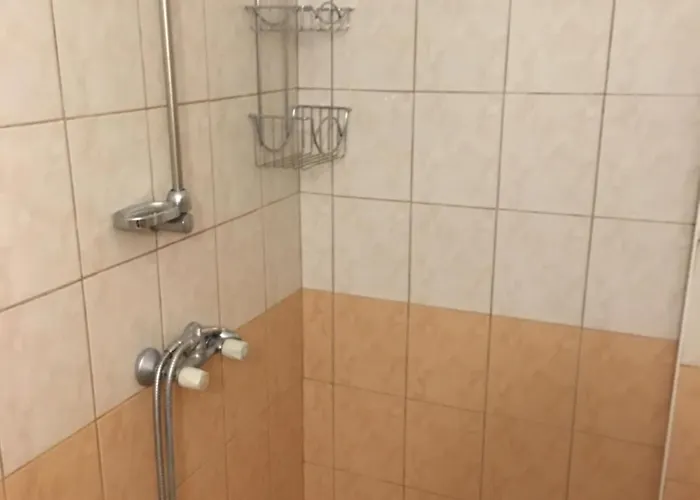 招待所 Chervenkov 2*